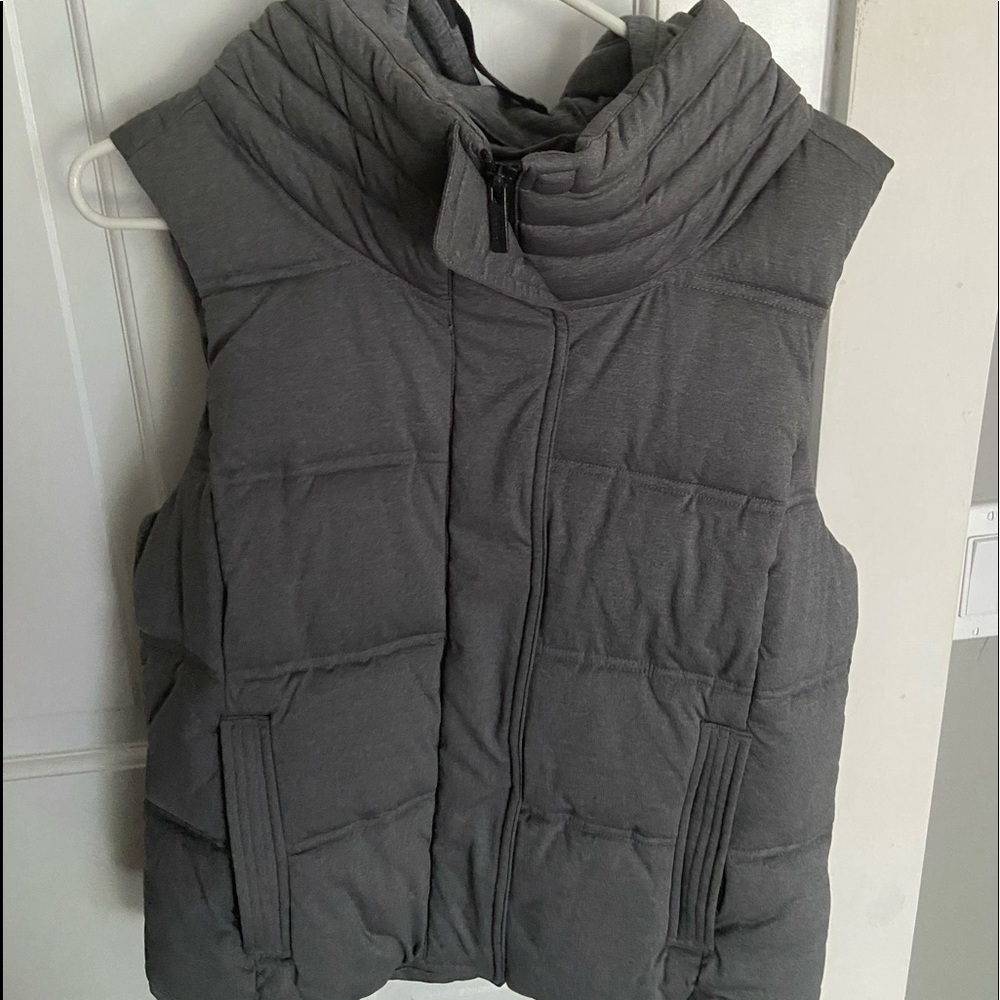 Athleta Grey vest size large